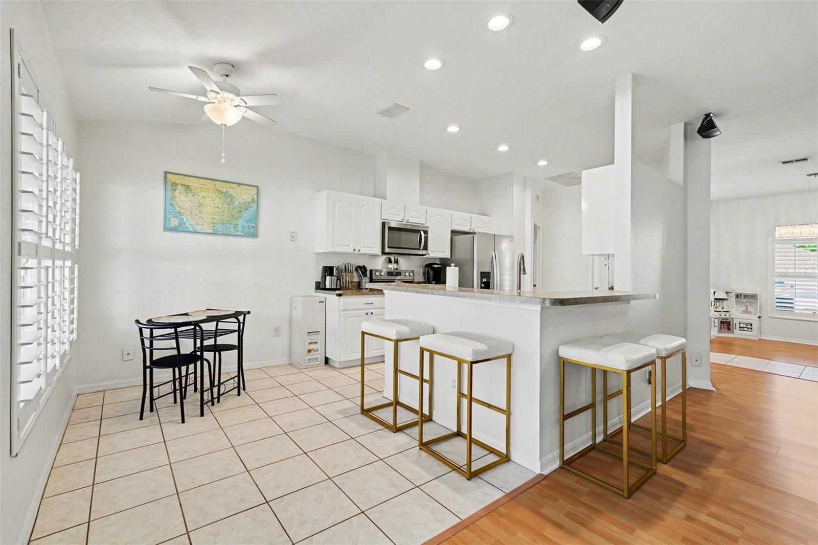 2333 TOWERING OAKS CIR, SEFFNER, FL, 33584