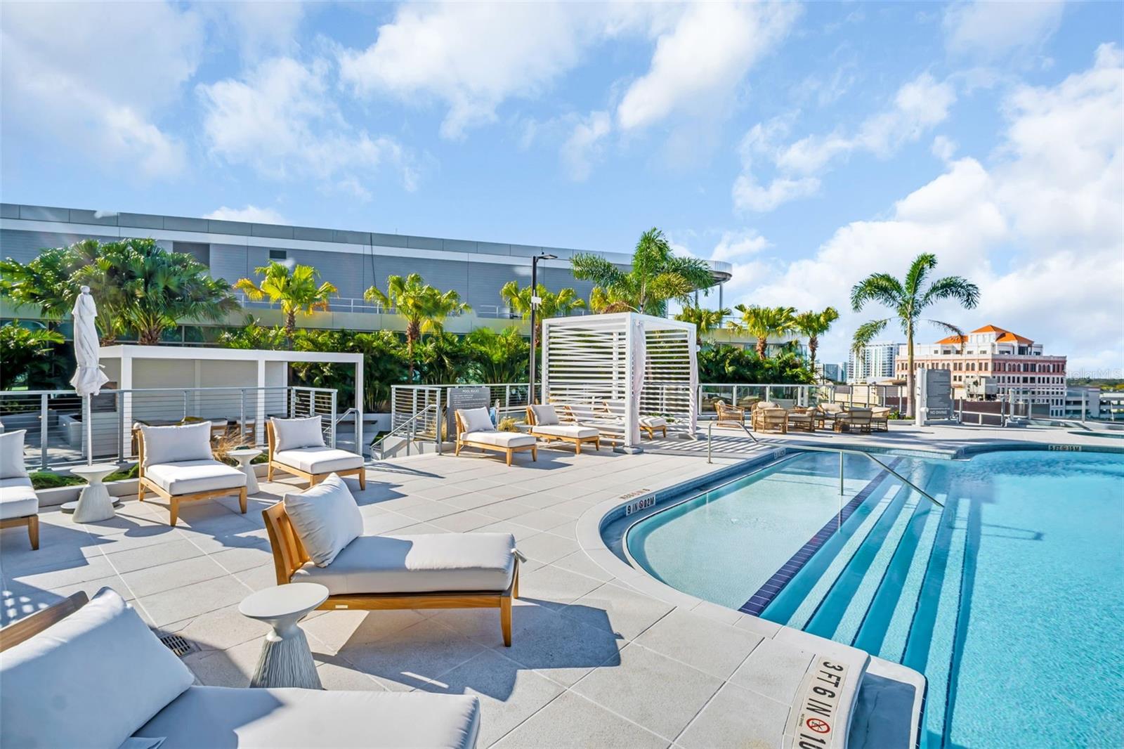 400 CENTRAL AVE #1003, ST PETERSBURG, FL, 33701