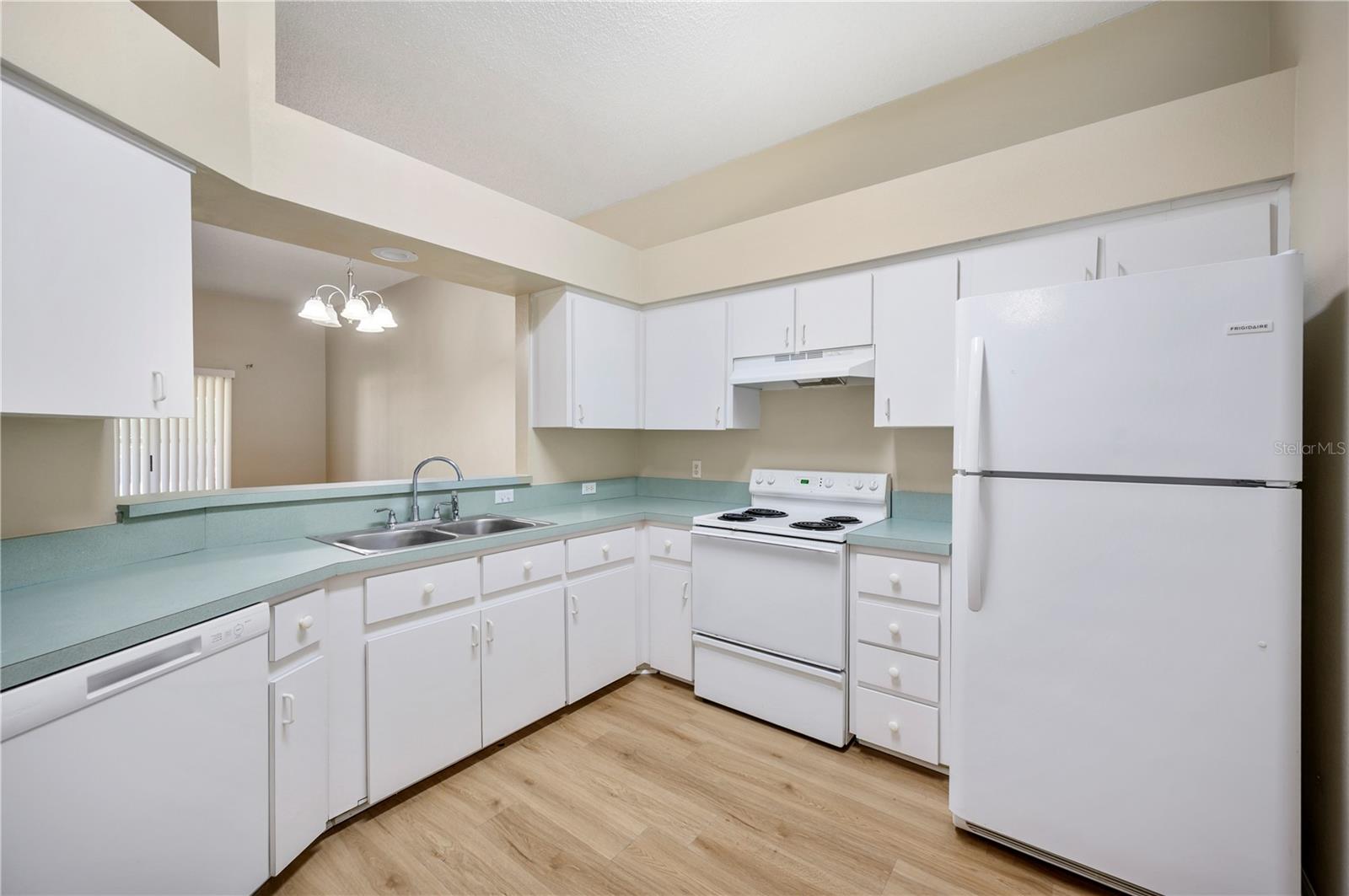 2208 SAN MARCOS CIR SE, WINTER HAVEN, FL, 33880