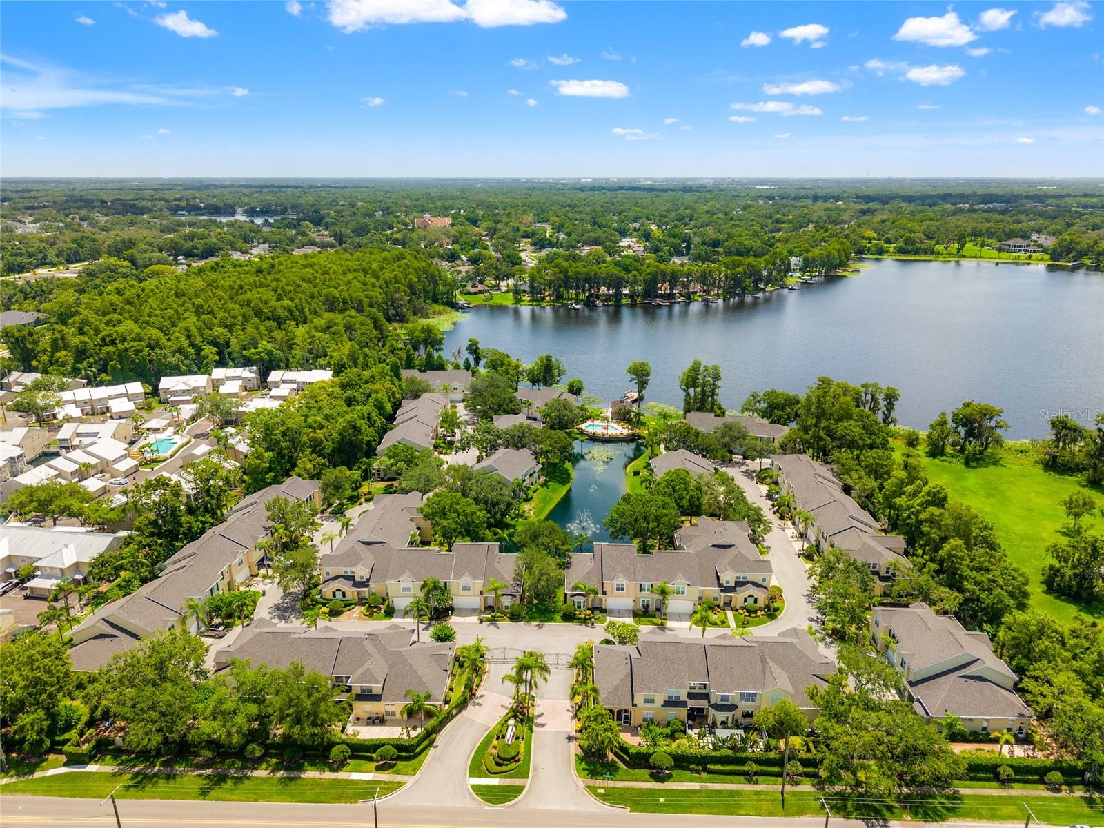 3519 HEARDS FERRY DR, TAMPA, FL, 33618