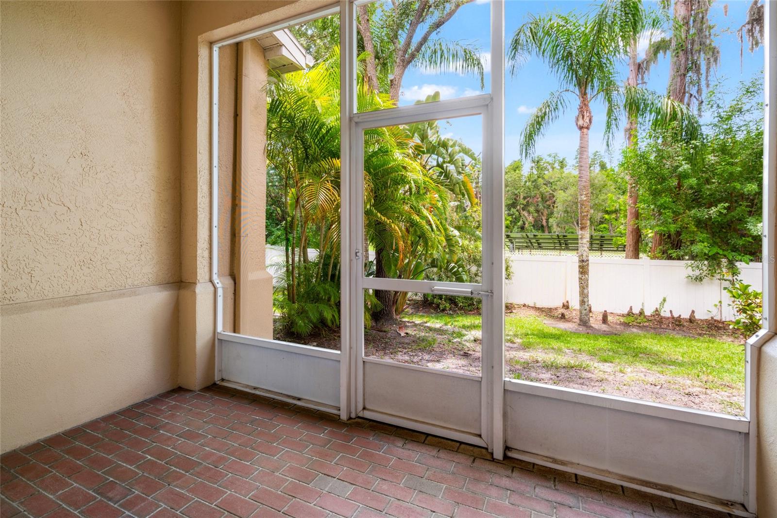 3519 HEARDS FERRY DR, TAMPA, FL, 33618