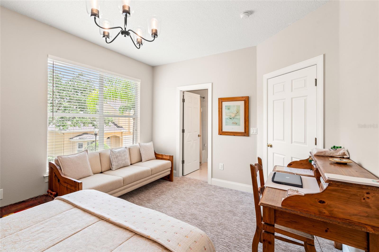 3519 HEARDS FERRY DR, TAMPA, FL, 33618