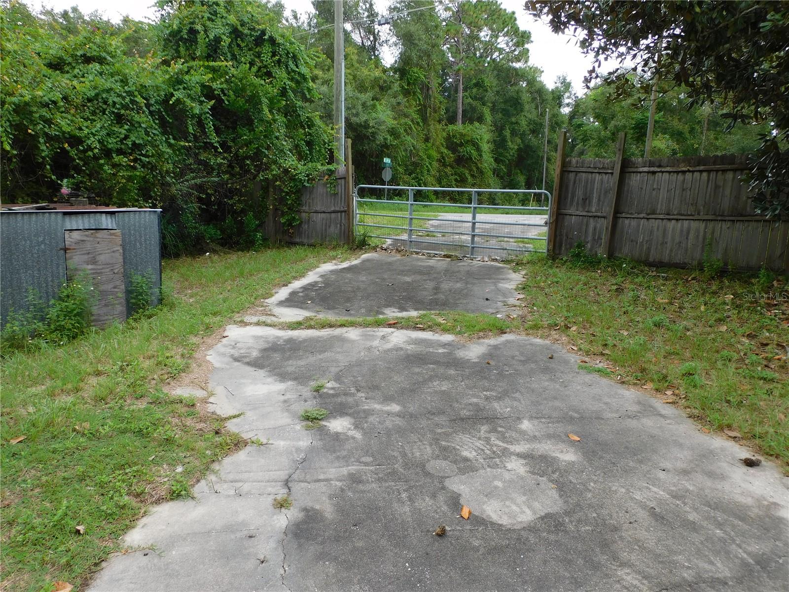 16900 E FORT KING ST, SILVER SPRINGS, FL, 34488