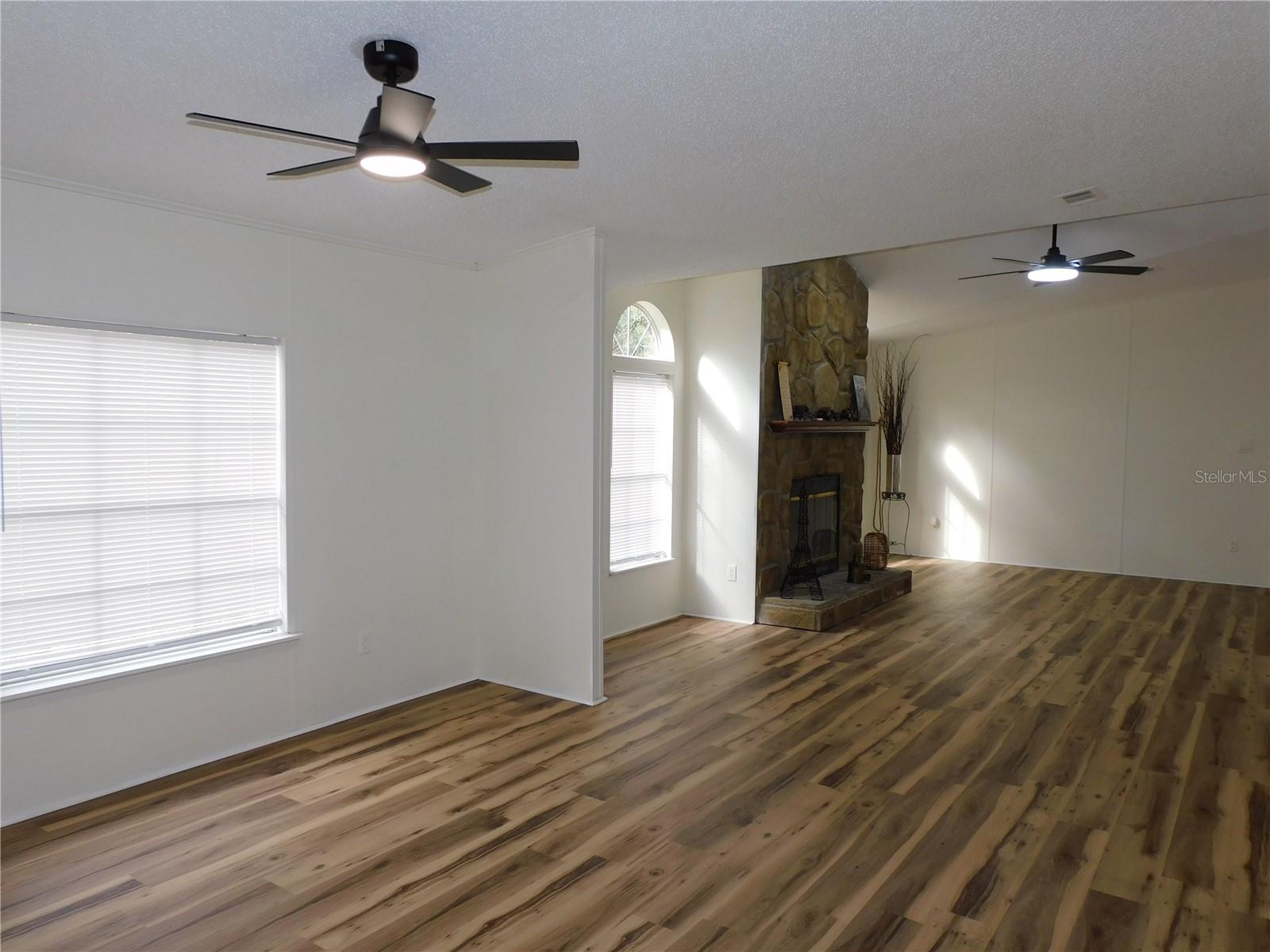 16900 E FORT KING ST, SILVER SPRINGS, FL, 34488