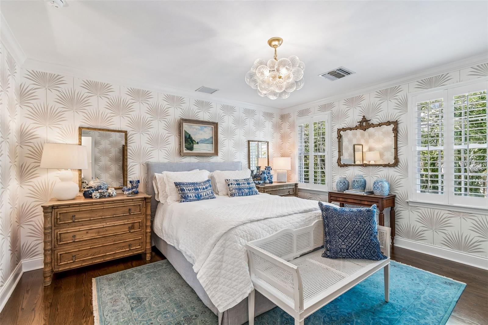 3011 W HAWTHORNE RD, TAMPA, FL, 33611