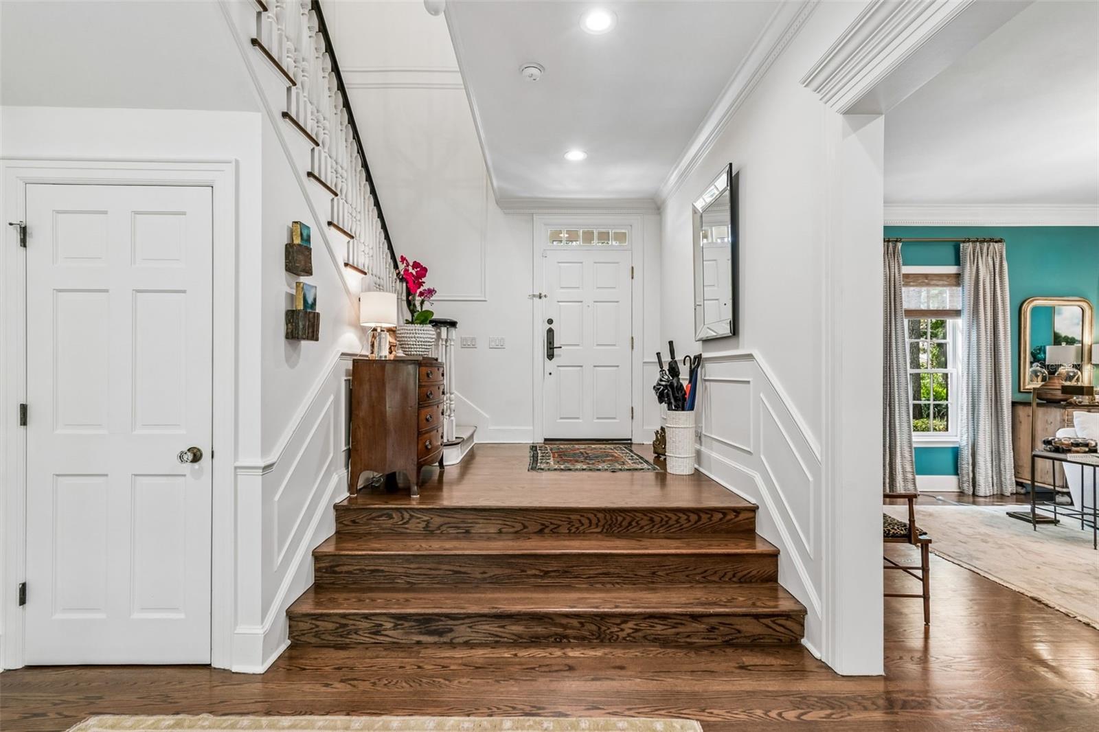 3011 W HAWTHORNE RD, TAMPA, FL, 33611