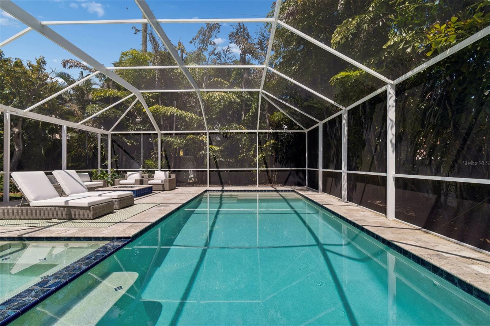 3011 W HAWTHORNE RD, TAMPA, FL, 33611