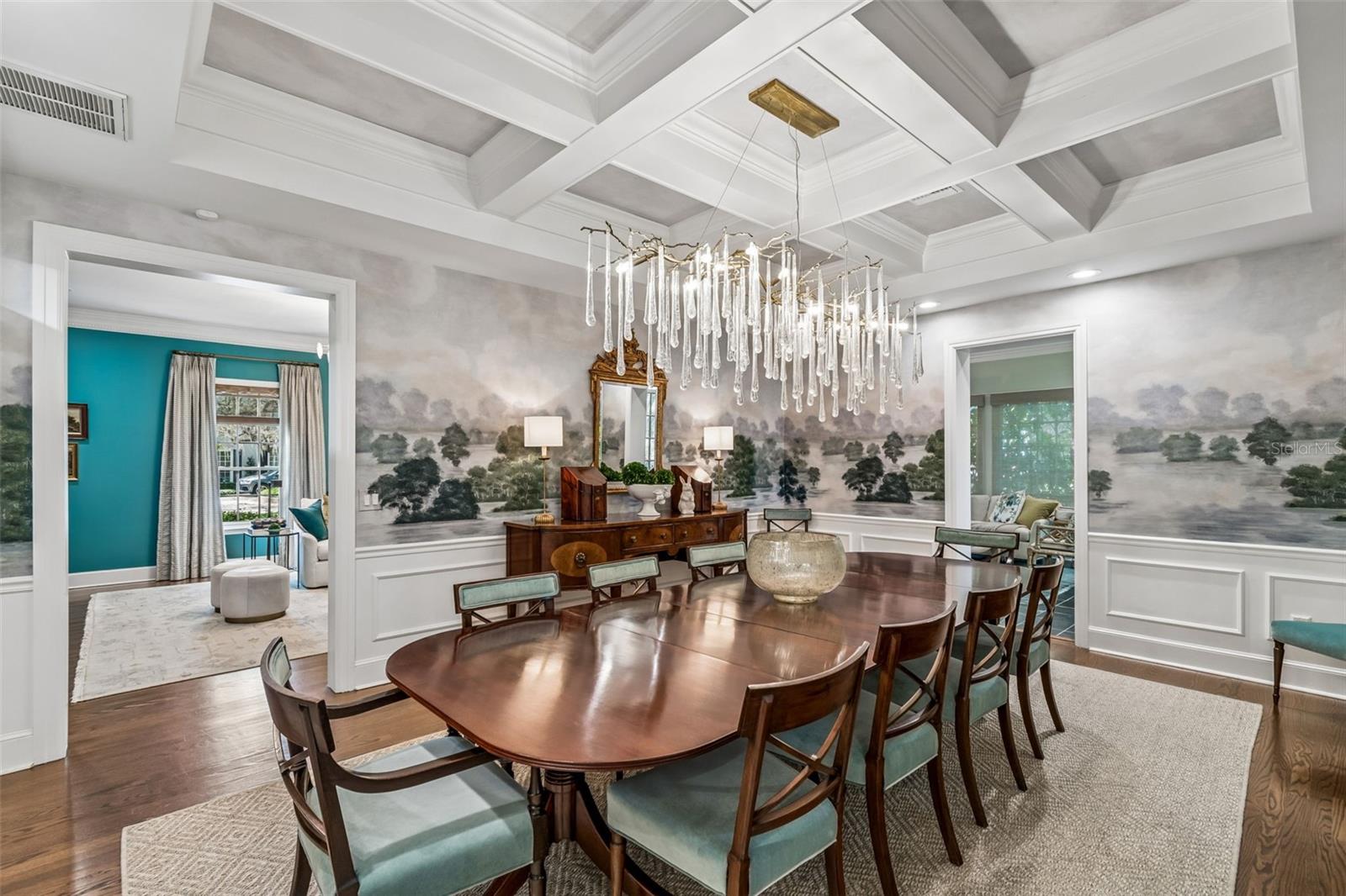 3011 W HAWTHORNE RD, TAMPA, FL, 33611