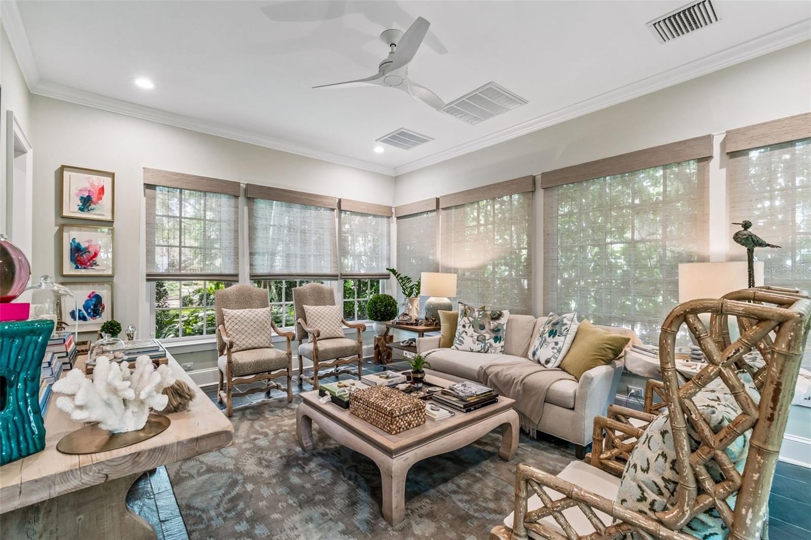 3011 W HAWTHORNE RD, TAMPA, FL, 33611