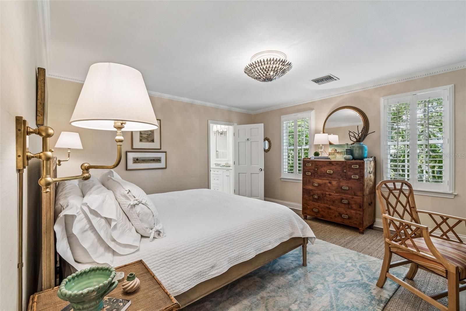 3011 W HAWTHORNE RD, TAMPA, FL, 33611