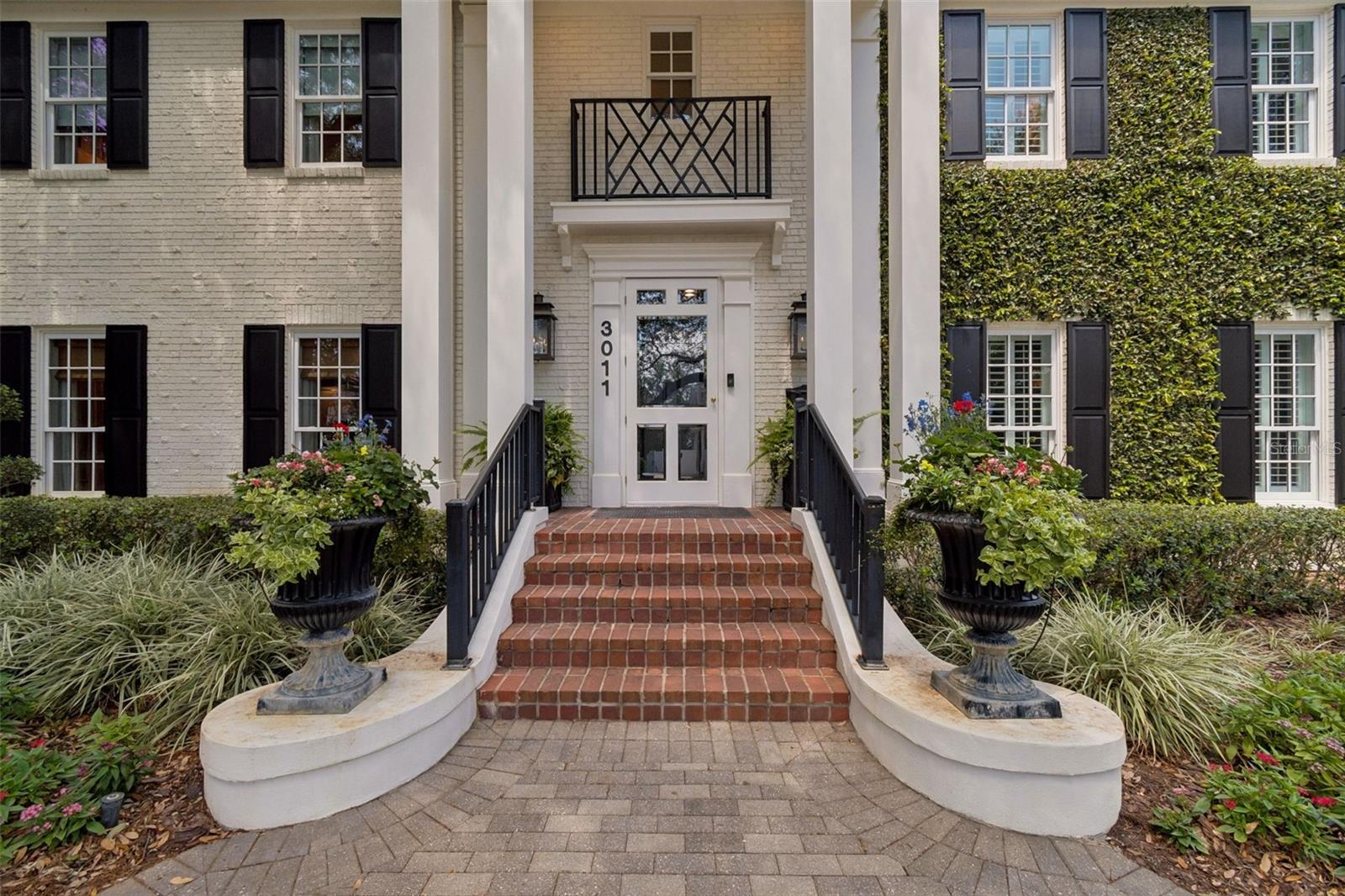 3011 W HAWTHORNE RD, TAMPA, FL, 33611