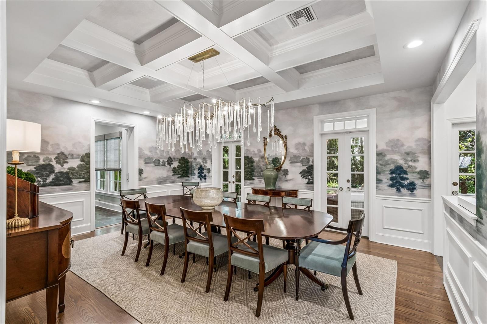 3011 W HAWTHORNE RD, TAMPA, FL, 33611