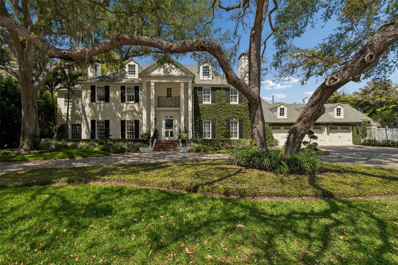 3011 W HAWTHORNE RD, TAMPA, FL, 33611