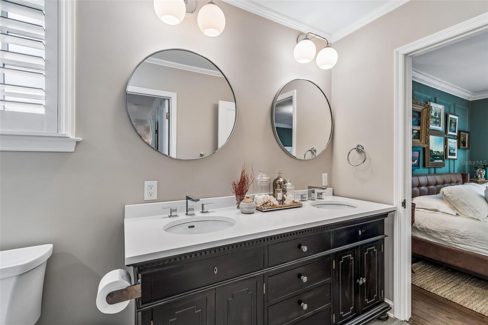 3011 W HAWTHORNE RD, TAMPA, FL, 33611