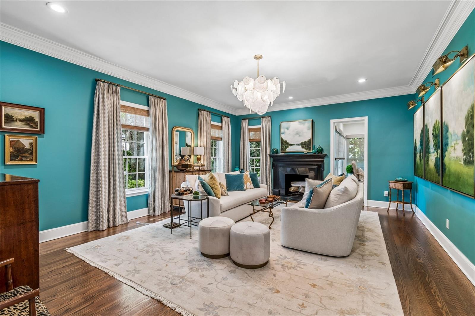 3011 W HAWTHORNE RD, TAMPA, FL, 33611