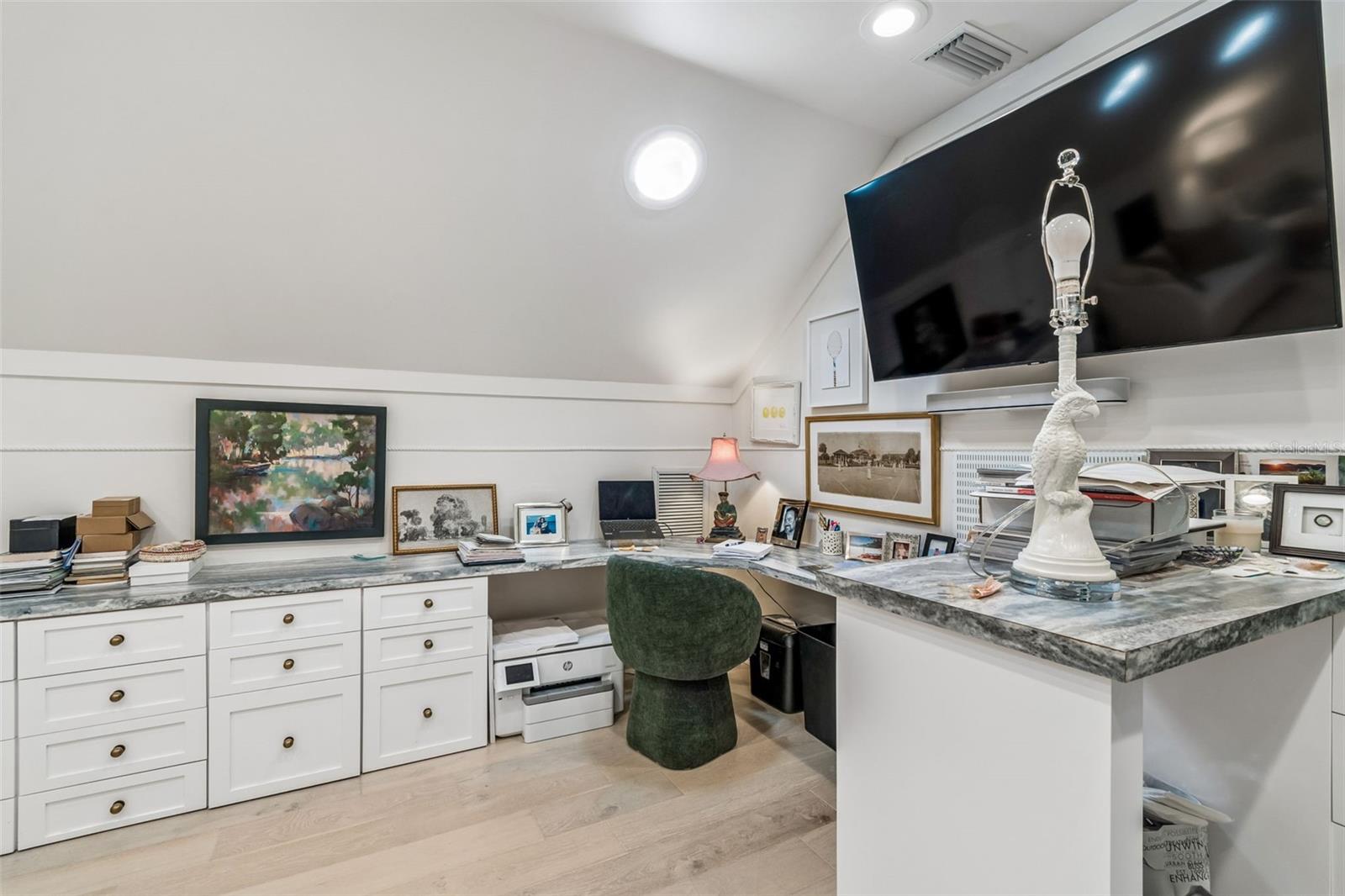 3011 W HAWTHORNE RD, TAMPA, FL, 33611