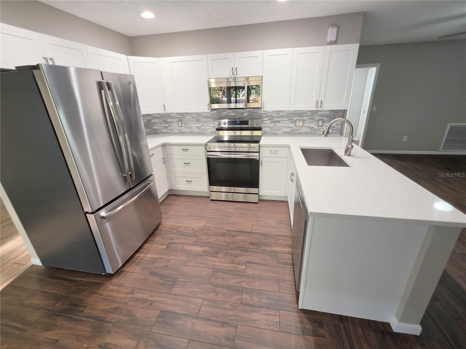 1608 SAN ROY DR, DUNEDIN, FL, 34698