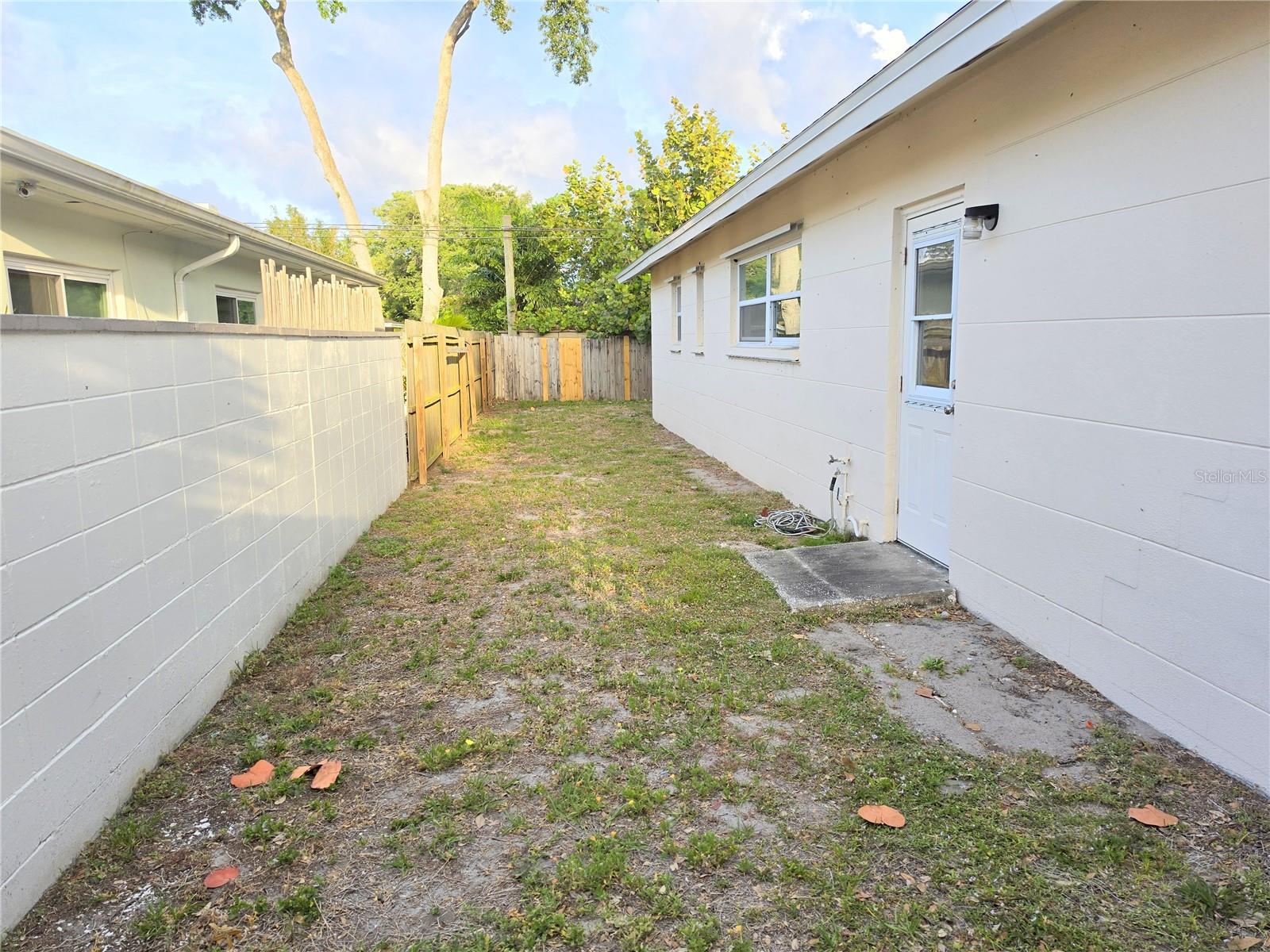 1608 SAN ROY DR, DUNEDIN, FL, 34698
