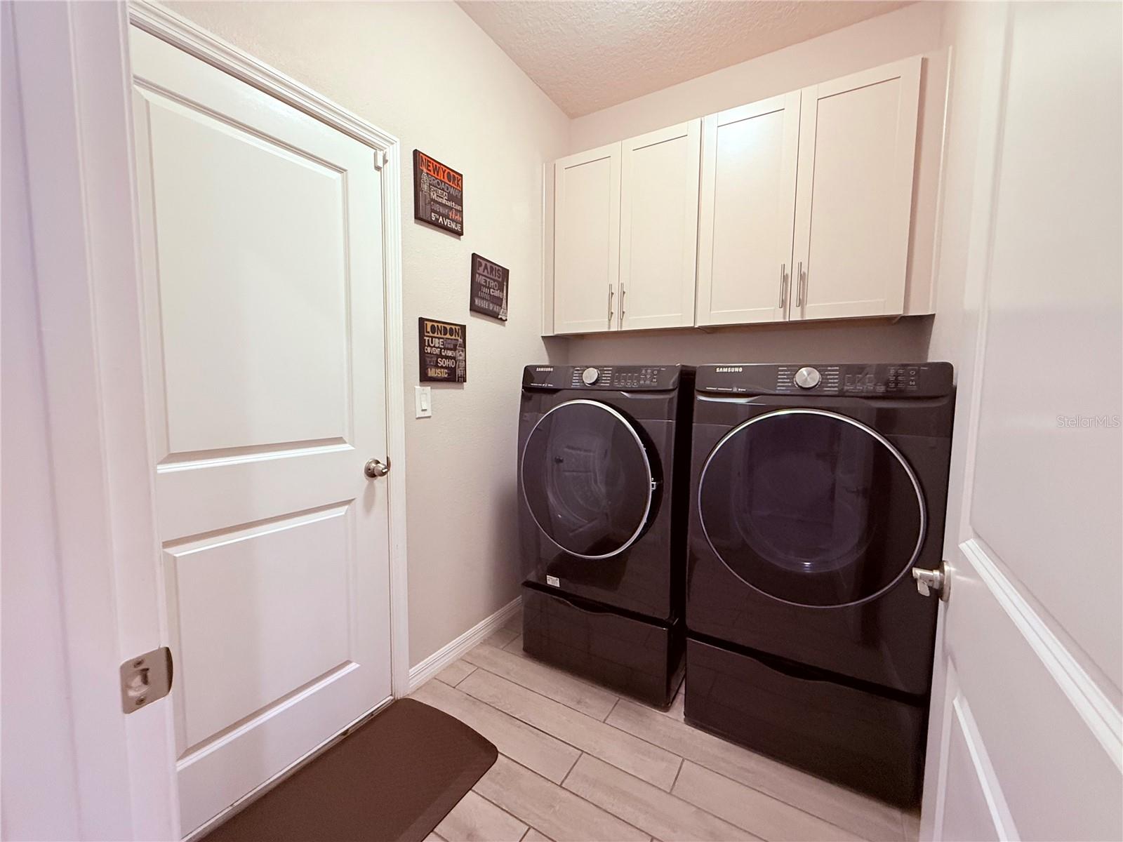 8321 PRAISE DR, TAMPA, FL, 33625