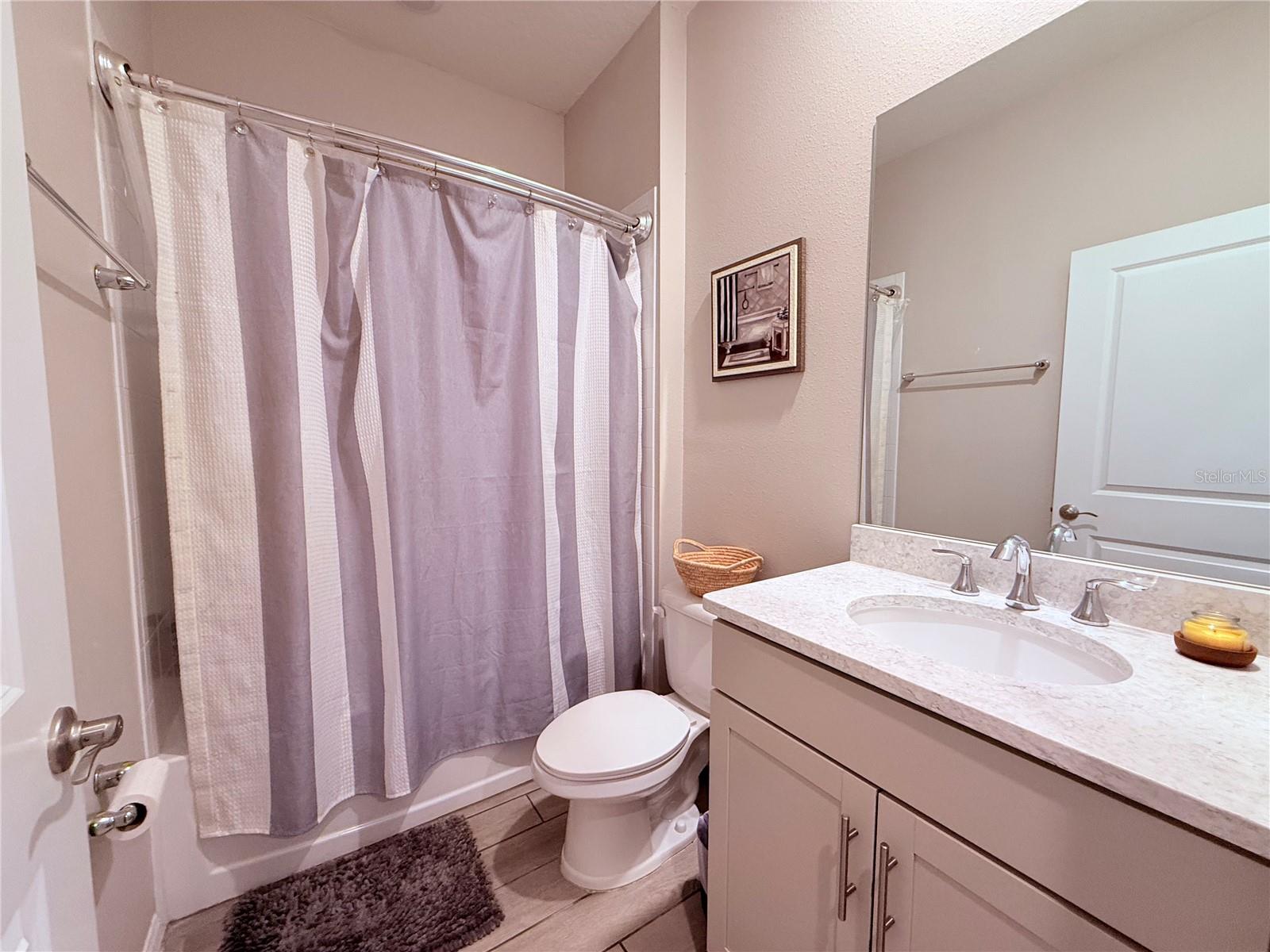 8321 PRAISE DR, TAMPA, FL, 33625