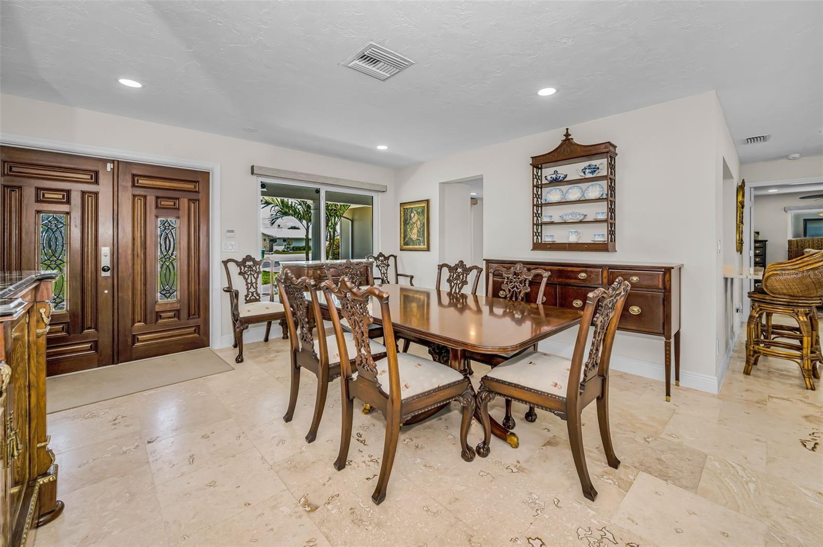 11800 7TH ST E, TREASURE ISLAND, FL, 33706