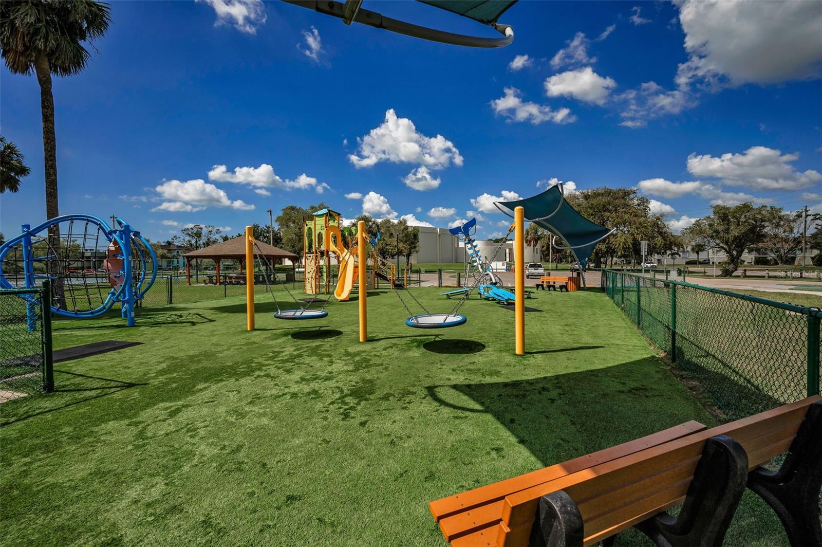 11800 7TH ST E, TREASURE ISLAND, FL, 33706