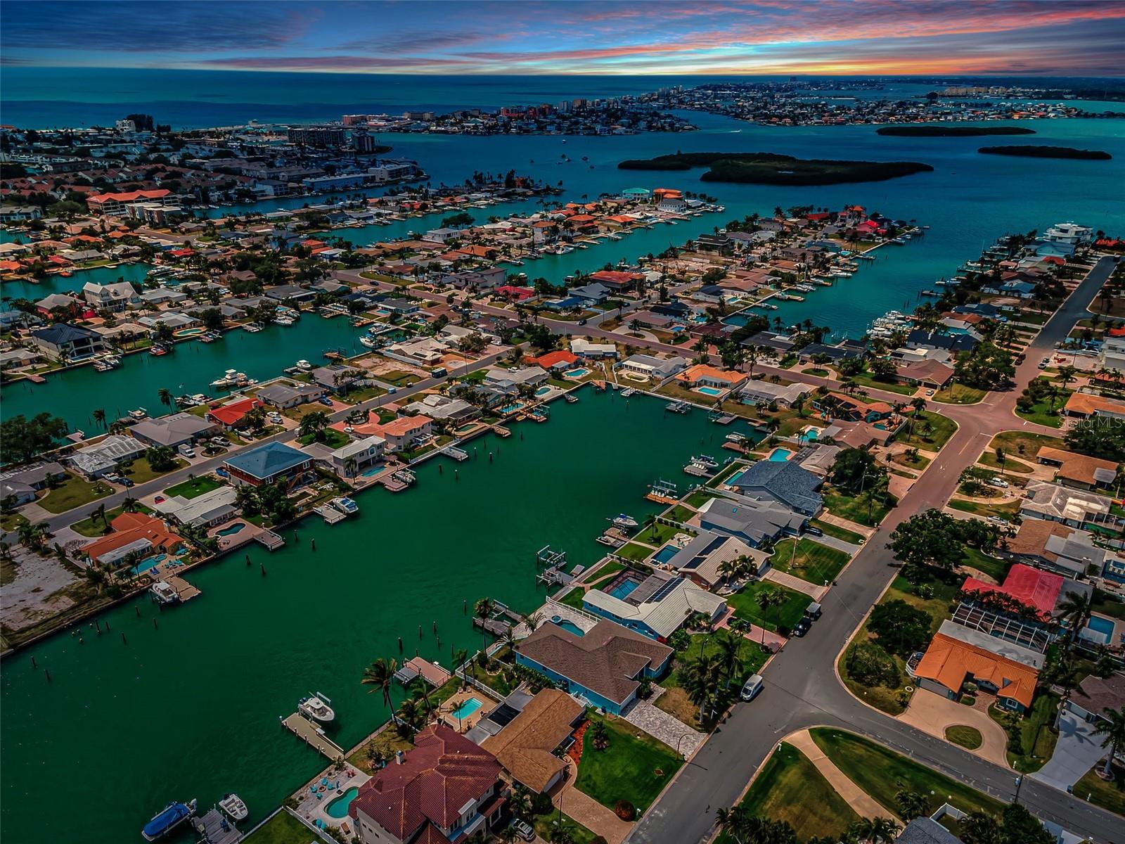 11800 7TH ST E, TREASURE ISLAND, FL, 33706