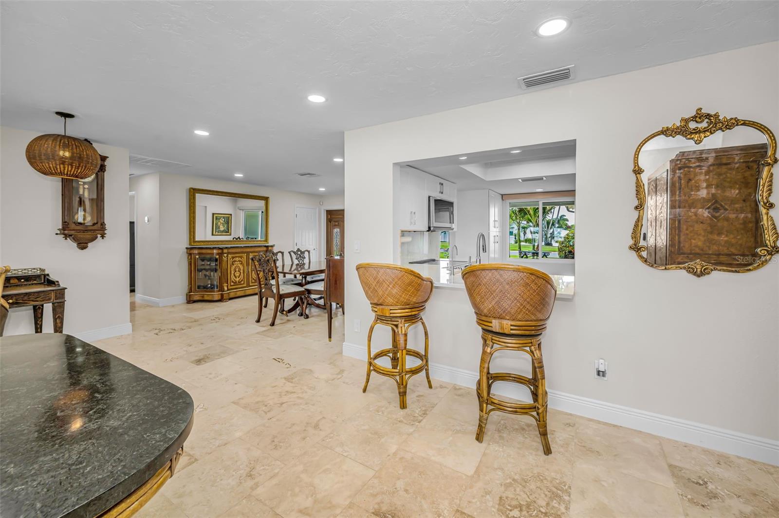 11800 7TH ST E, TREASURE ISLAND, FL, 33706