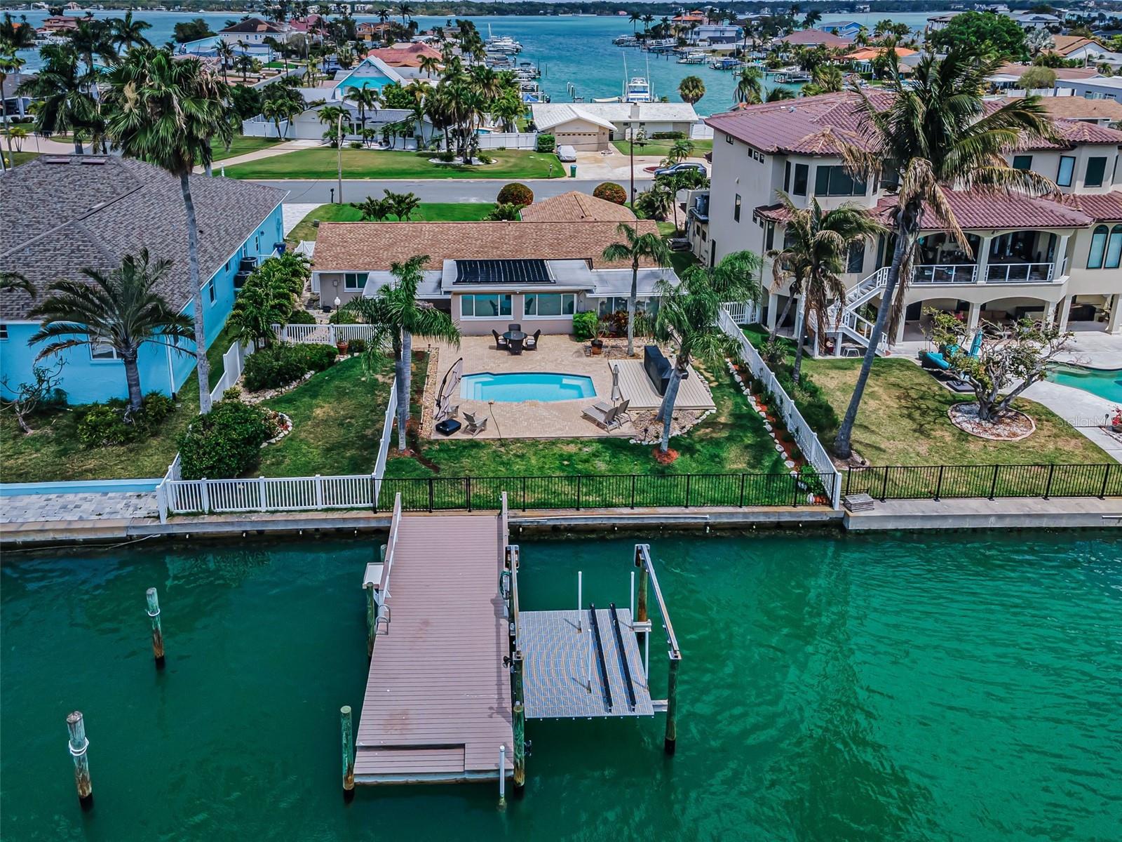 11800 7TH ST E, TREASURE ISLAND, FL, 33706