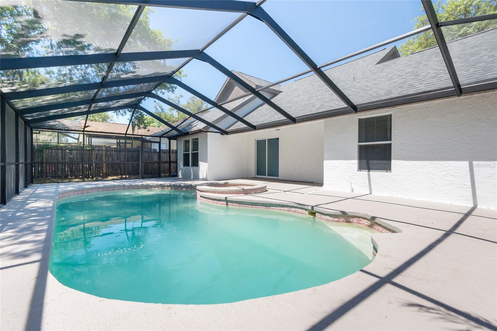 4002 QUAIL BRIAR DR, VALRICO, FL, 33596