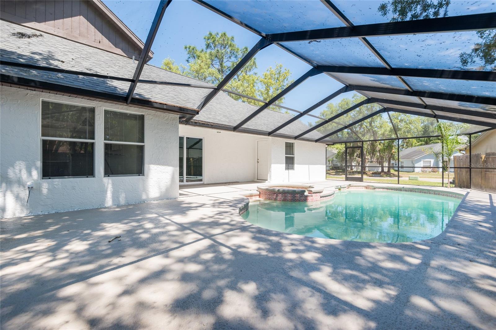 4002 QUAIL BRIAR DR, VALRICO, FL, 33596