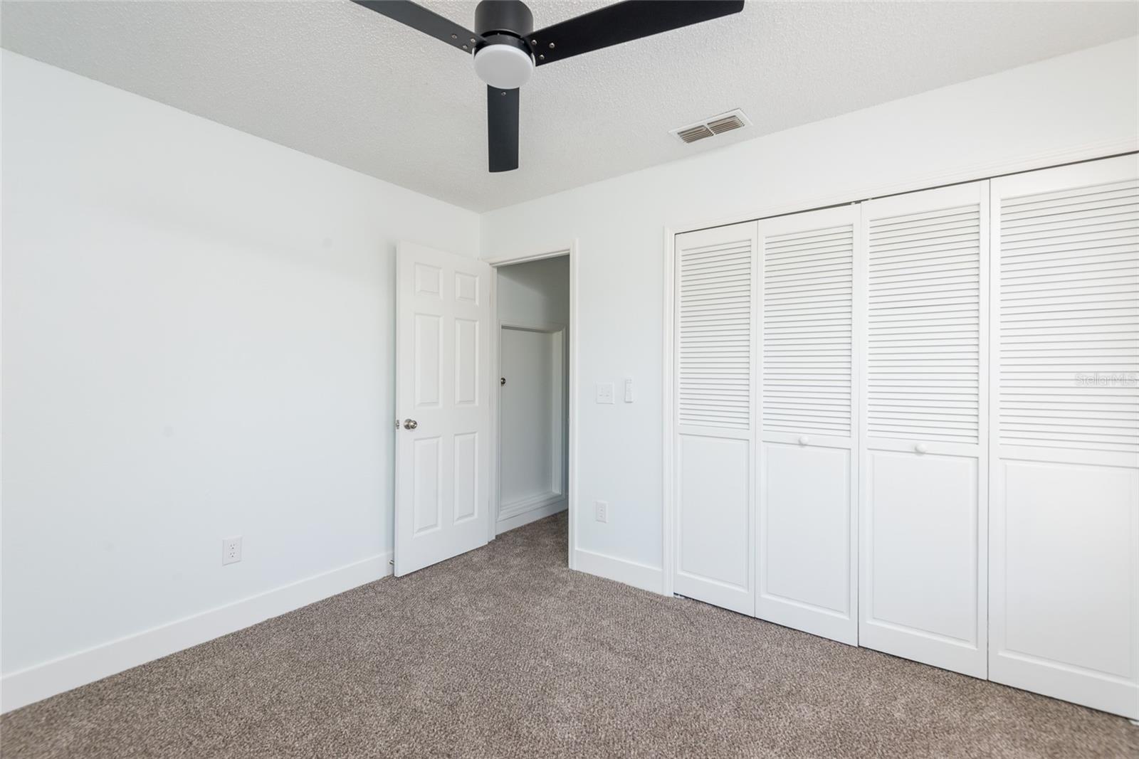 4002 QUAIL BRIAR DR, VALRICO, FL, 33596