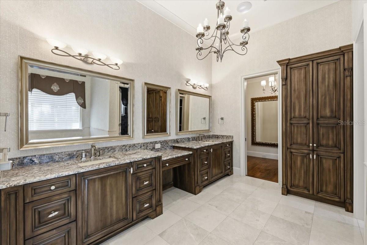 4906 AVIVA GARDEN CT, WINDERMERE, FL, 34786