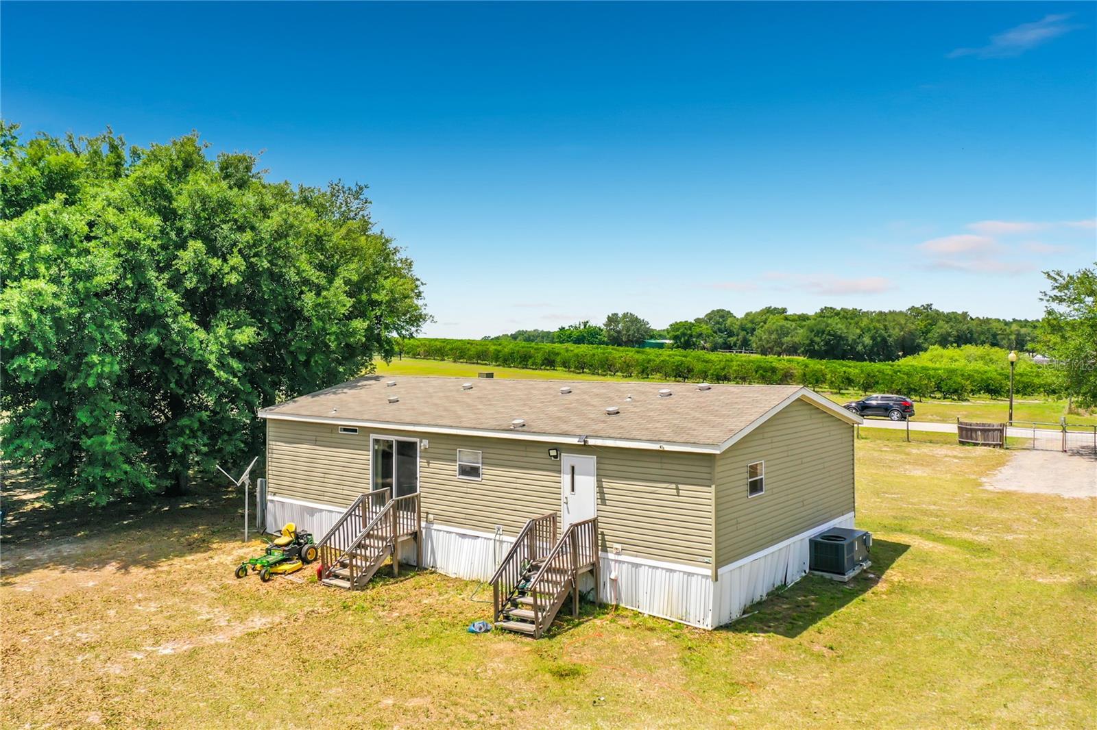 8108 SERGEANT PEPPER DR, HOWEY IN THE HILLS, FL, 34737