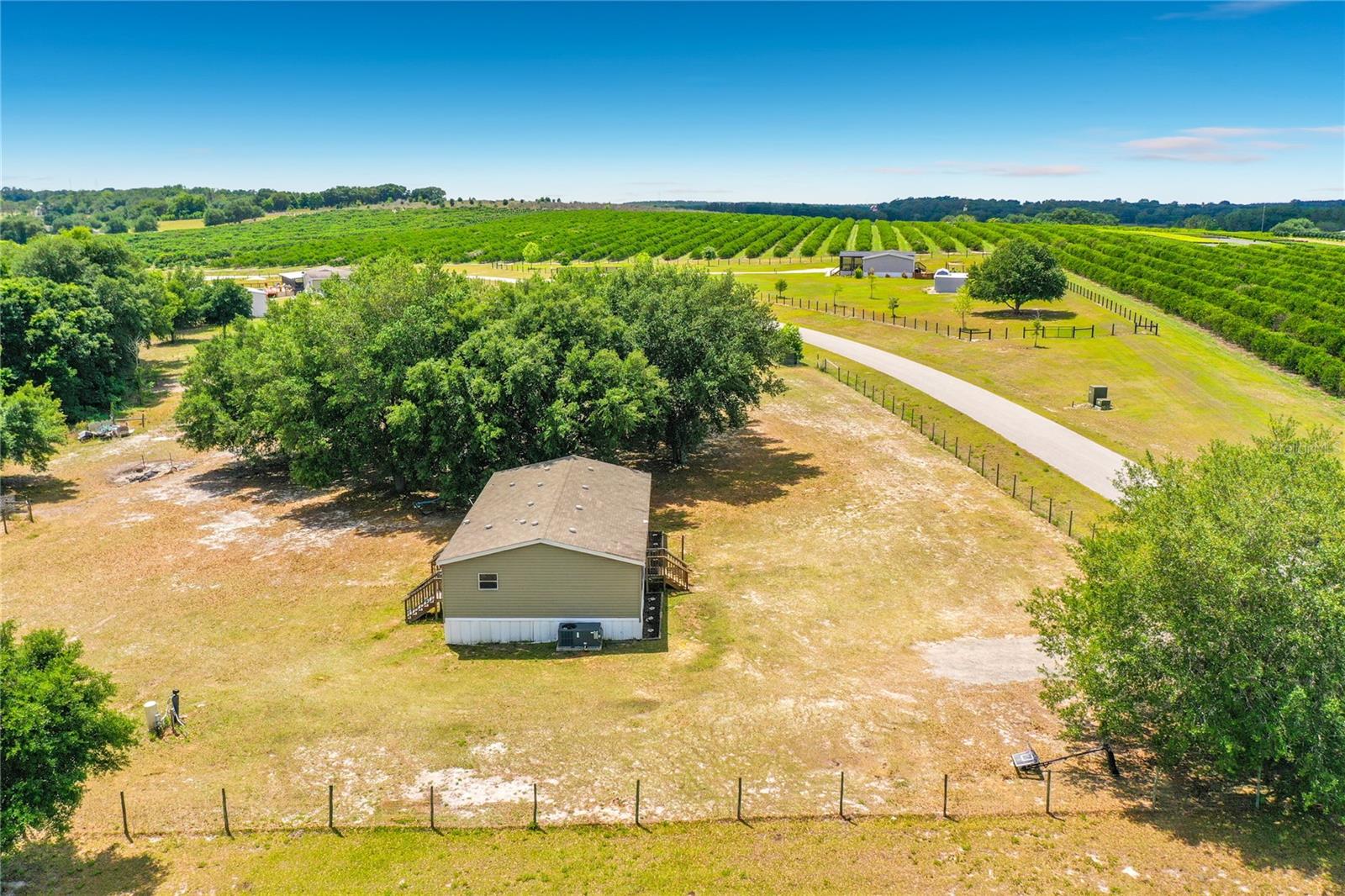 8108 SERGEANT PEPPER DR, HOWEY IN THE HILLS, FL, 34737