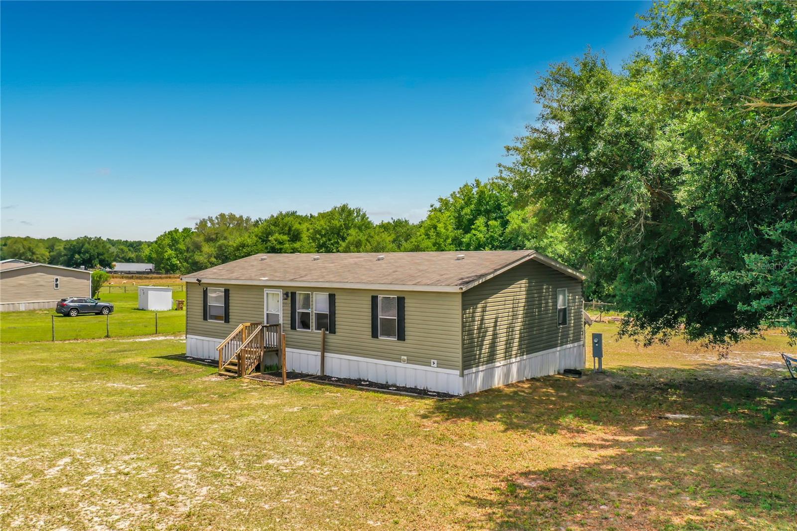 8108 SERGEANT PEPPER DR, HOWEY IN THE HILLS, FL, 34737