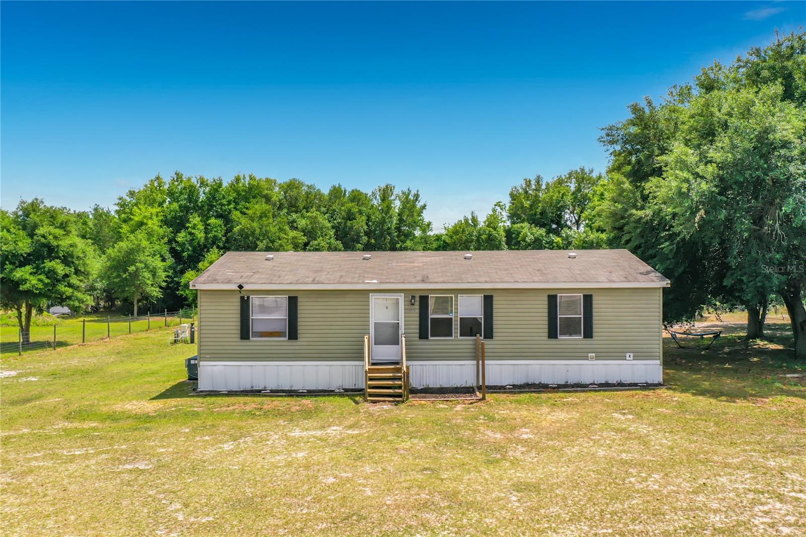 8108 SERGEANT PEPPER DR, HOWEY IN THE HILLS, FL, 34737