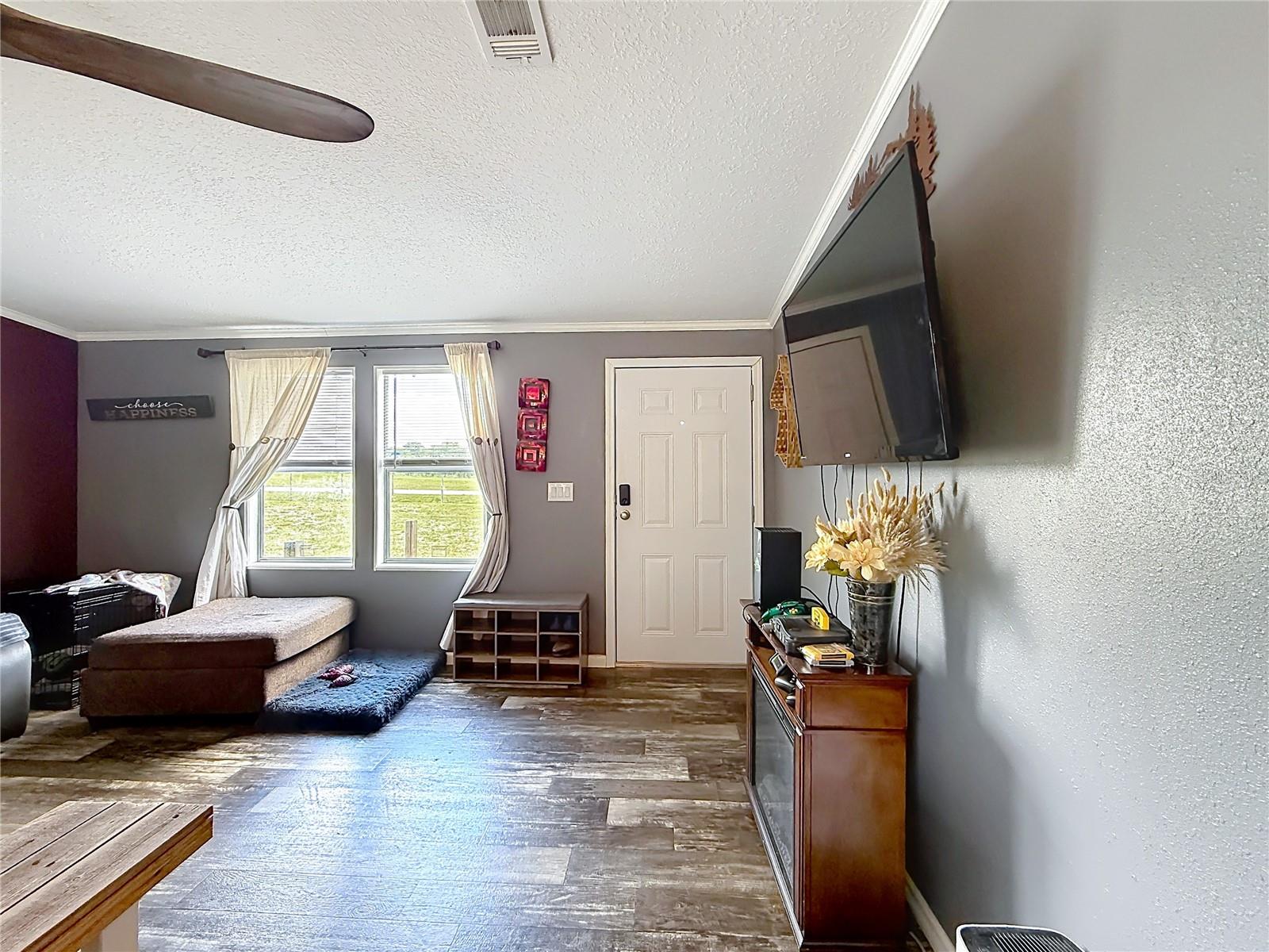 8108 SERGEANT PEPPER DR, HOWEY IN THE HILLS, FL, 34737