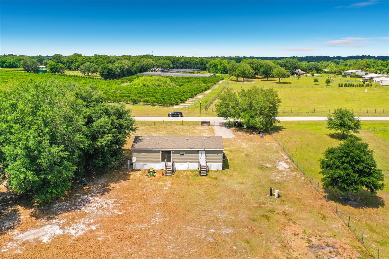 8108 SERGEANT PEPPER DR, HOWEY IN THE HILLS, FL, 34737