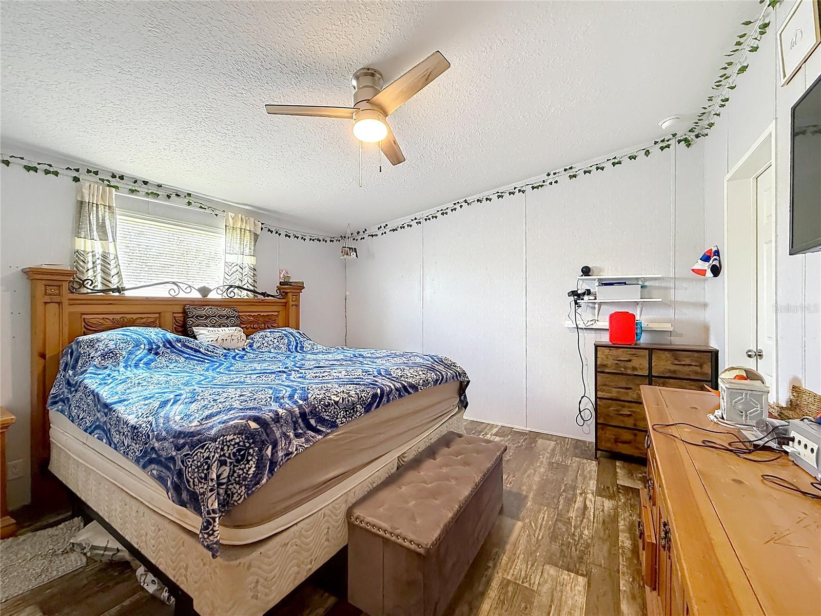 8108 SERGEANT PEPPER DR, HOWEY IN THE HILLS, FL, 34737