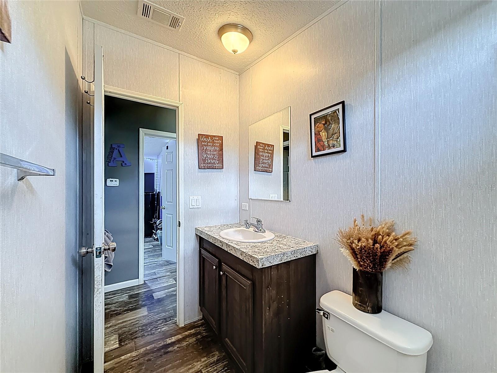 8108 SERGEANT PEPPER DR, HOWEY IN THE HILLS, FL, 34737