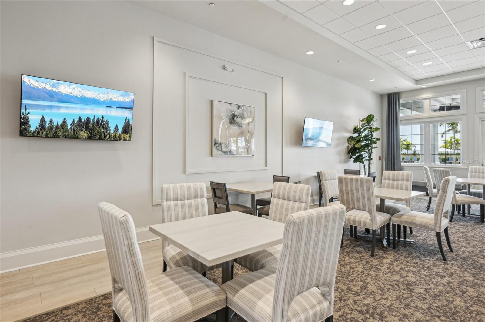 16309 TRADEWIND TER, LAKEWOOD RANCH, FL, 34211