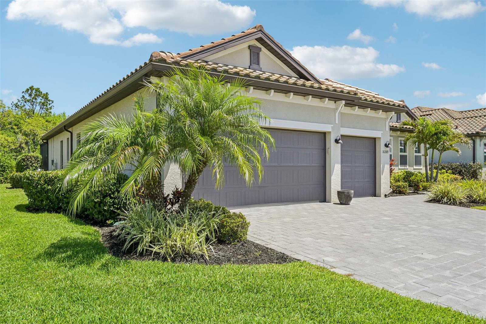 16309 TRADEWIND TER, LAKEWOOD RANCH, FL, 34211