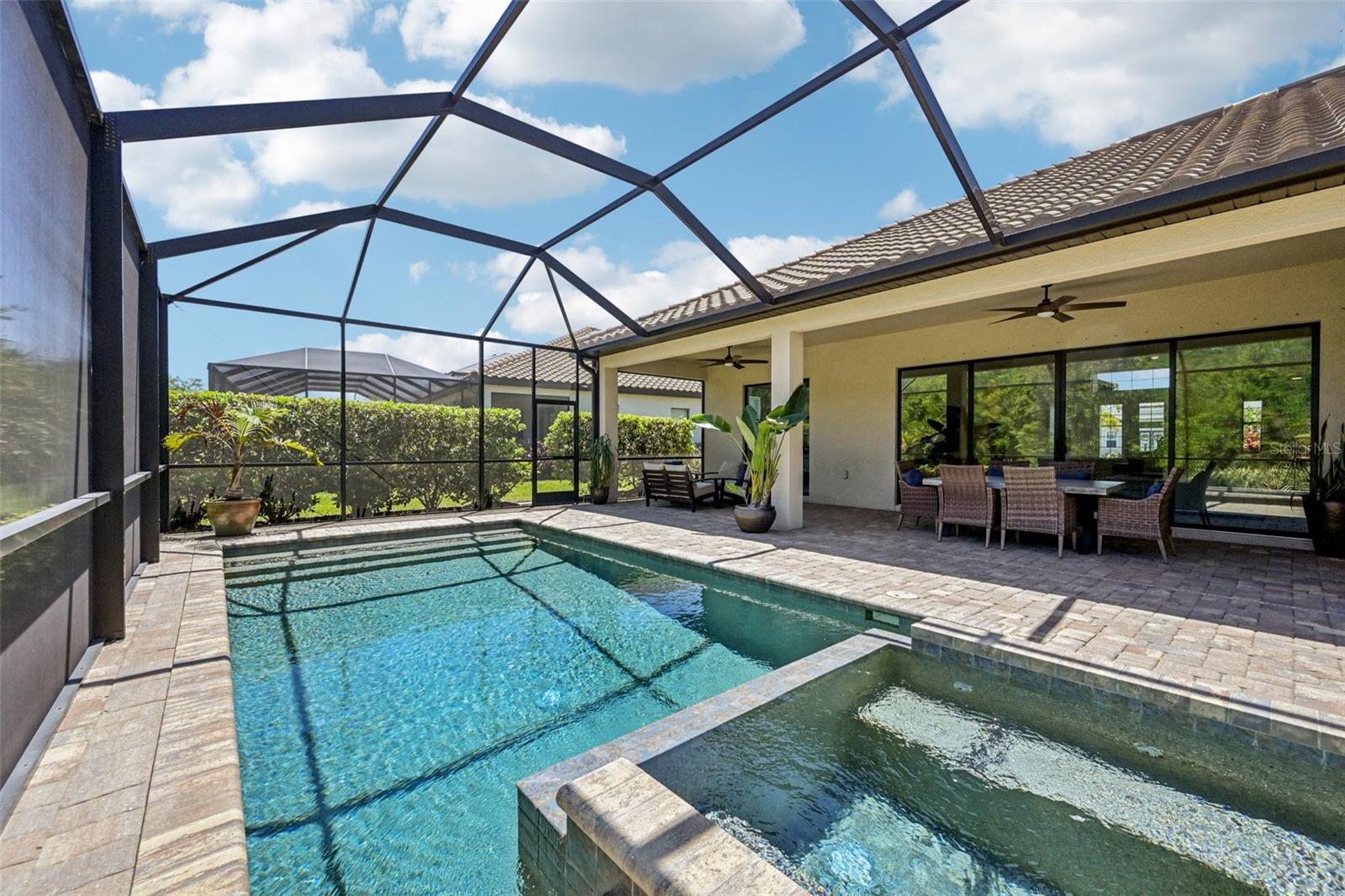 16309 TRADEWIND TER, LAKEWOOD RANCH, FL, 34211