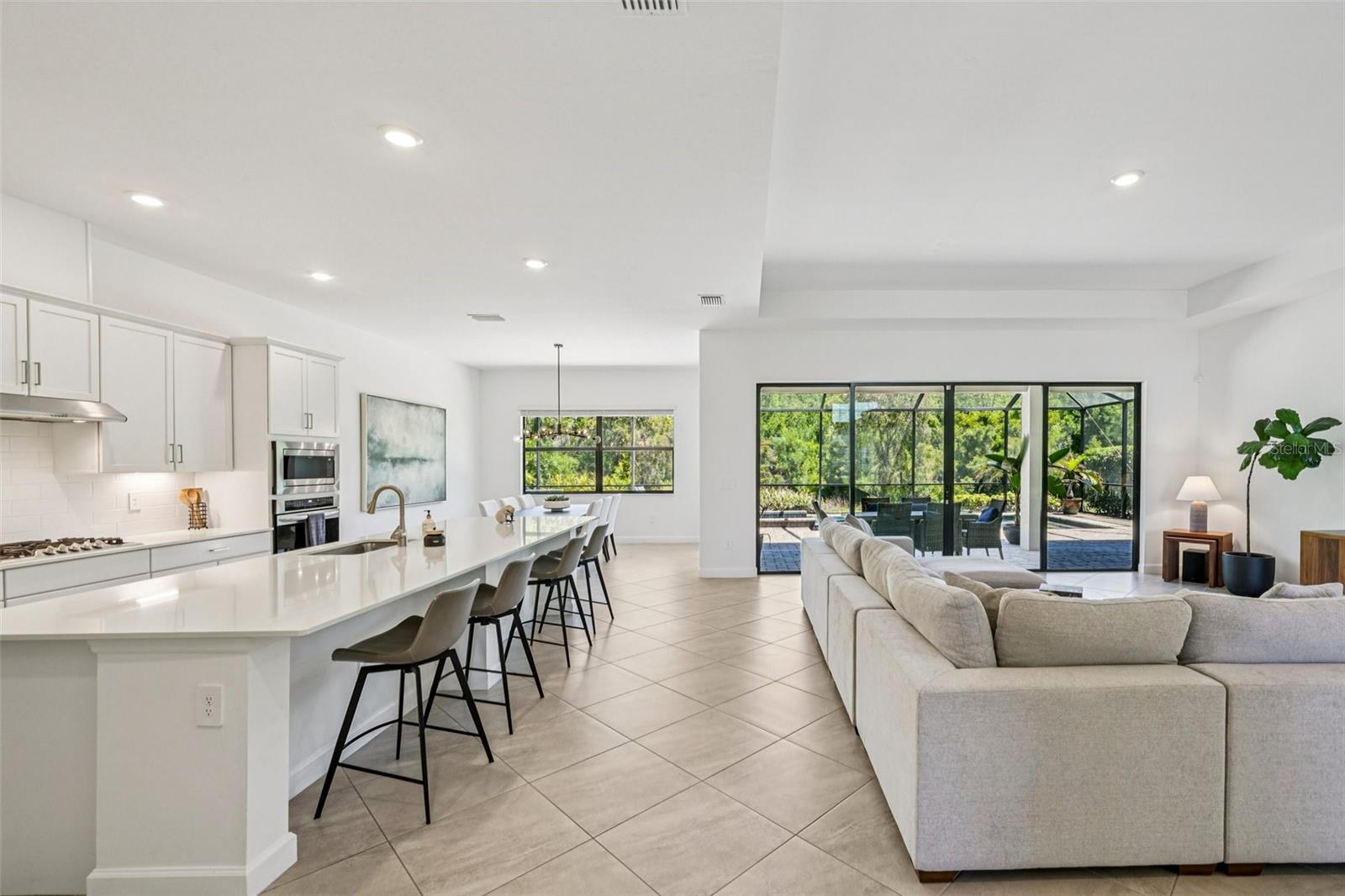 16309 TRADEWIND TER, LAKEWOOD RANCH, FL, 34211