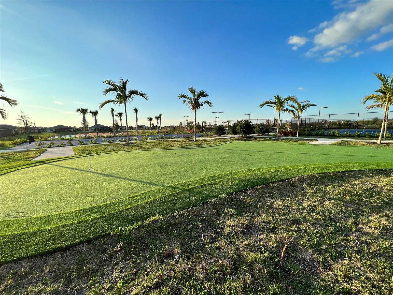 16309 TRADEWIND TER, LAKEWOOD RANCH, FL, 34211