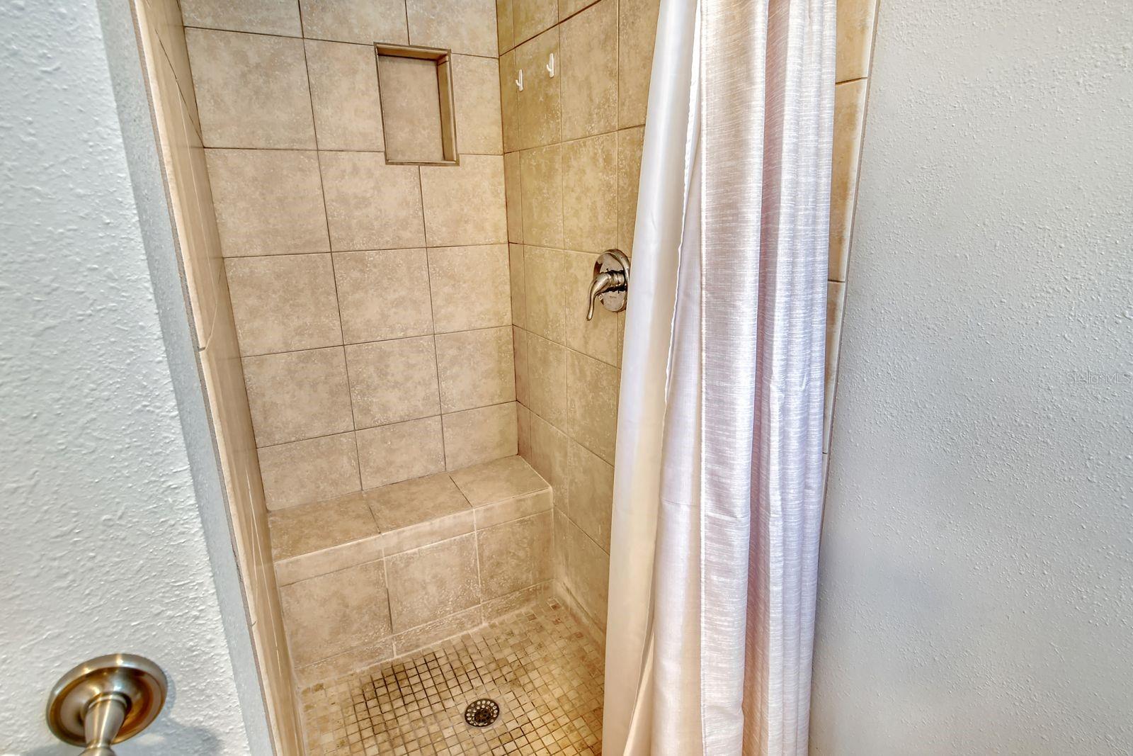 6213 34TH AVE W, BRADENTON, FL, 34209