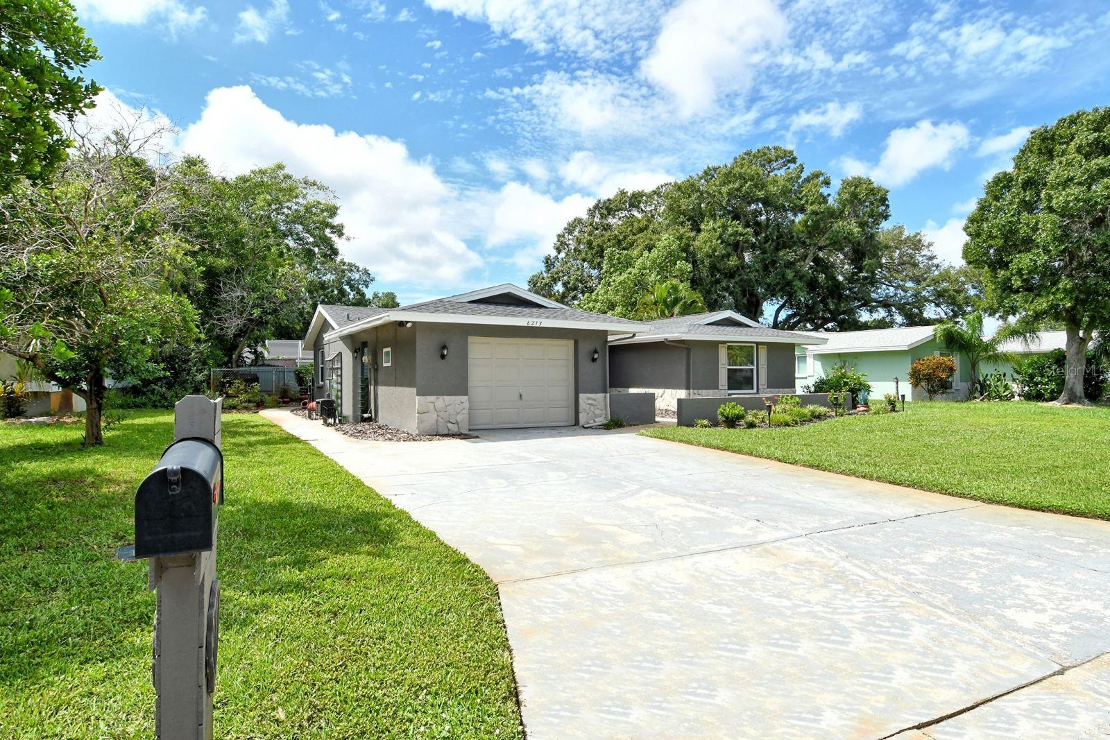 6213 34TH AVE W, BRADENTON, FL, 34209