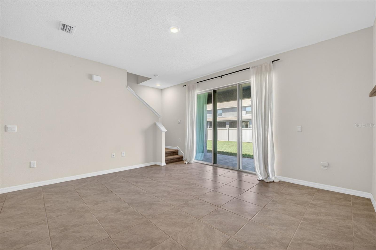 33105 MAJOR OAK DR, WESLEY CHAPEL, FL, 33545