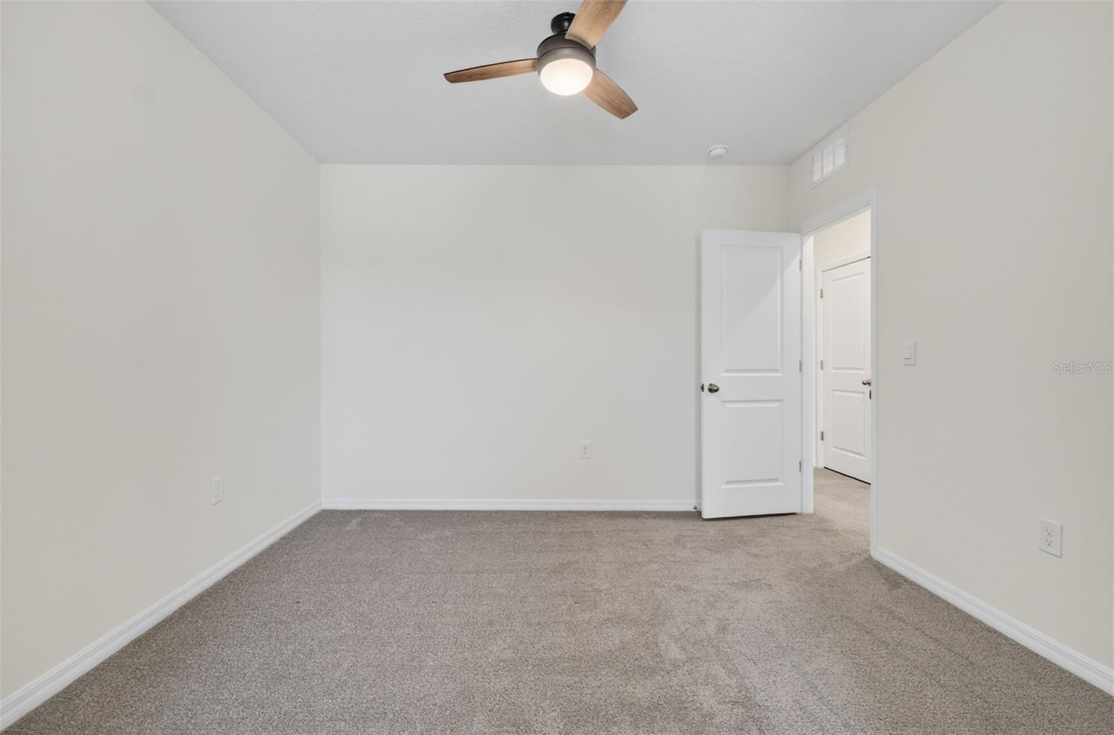 33105 MAJOR OAK DR, WESLEY CHAPEL, FL, 33545